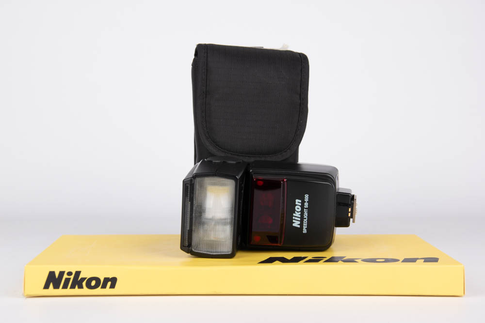 Flash Nikon speedlight SB-600