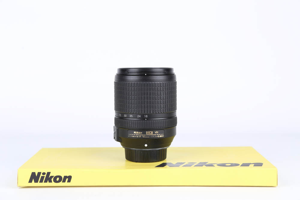 Nikon 18-140mm f3.5-5.6 G ED VR