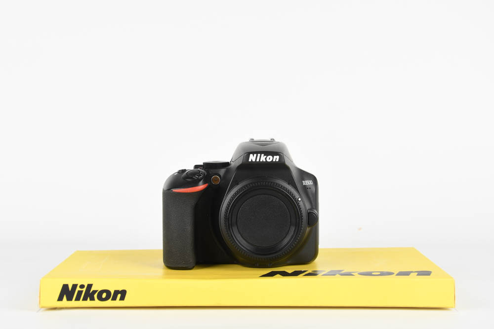 Nikon D3500