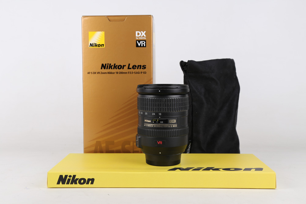Nikon 18-200mm f3.5-5.6 DX G ED VR