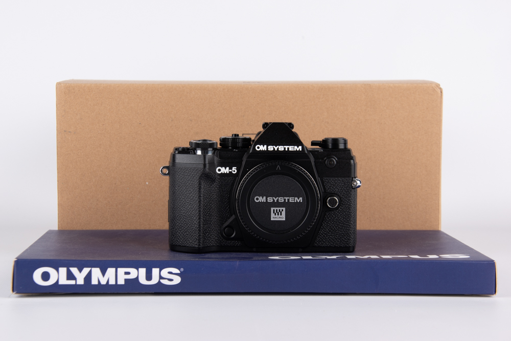 Olympus OM System OM-5