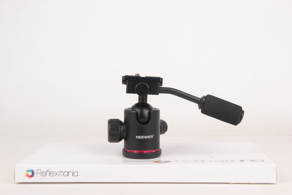 Testa a sfera Neewer